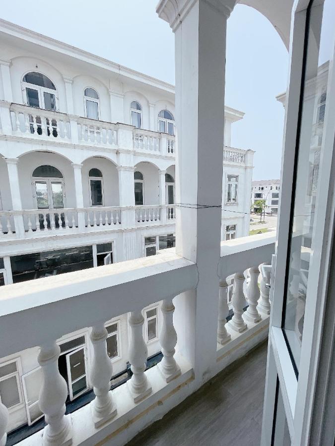 Amy Apartment 후에 외부 사진