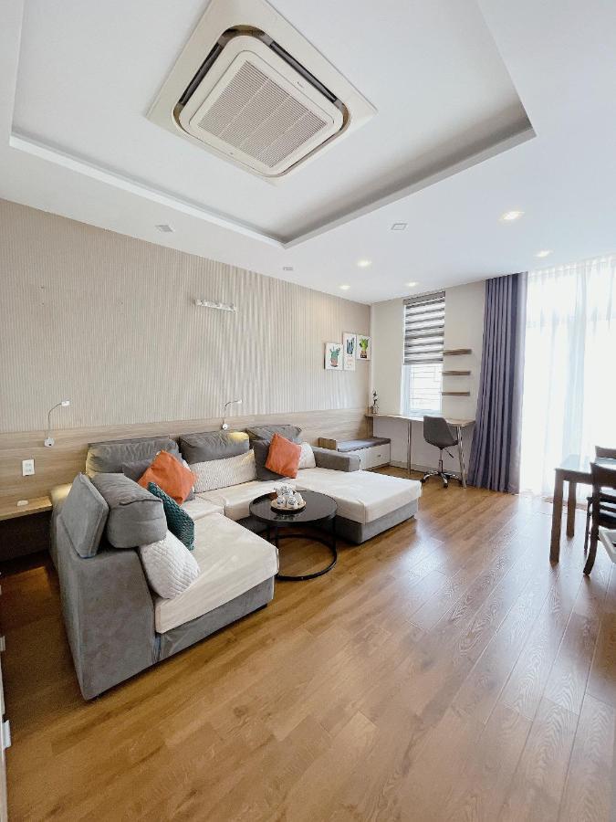 Amy Apartment 후에 외부 사진