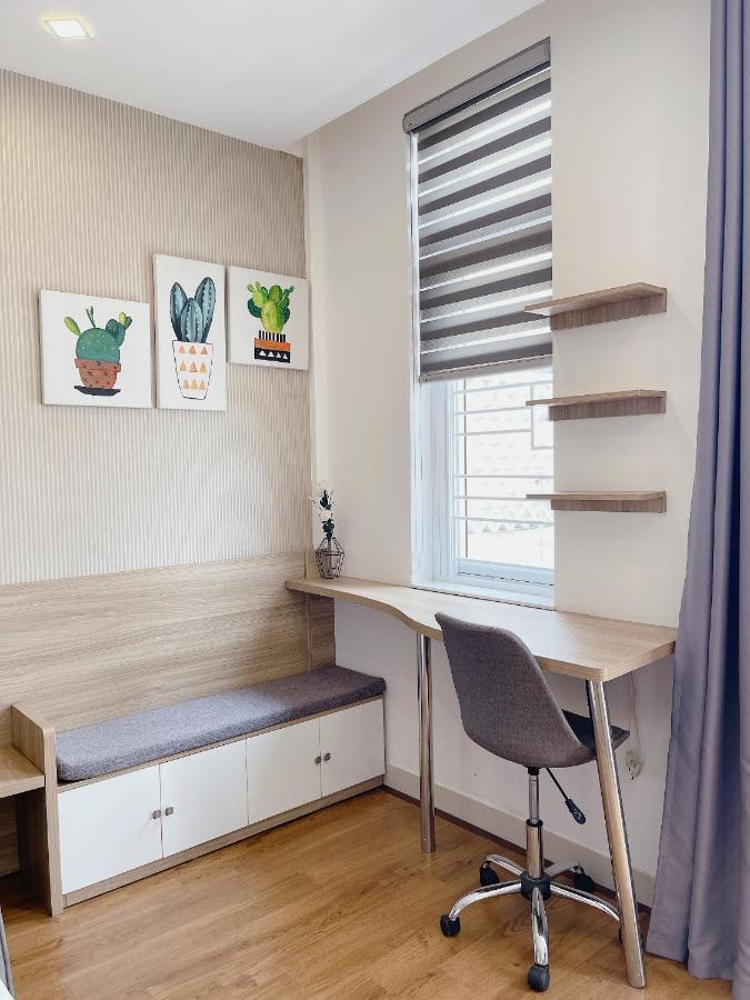 Amy Apartment 후에 외부 사진