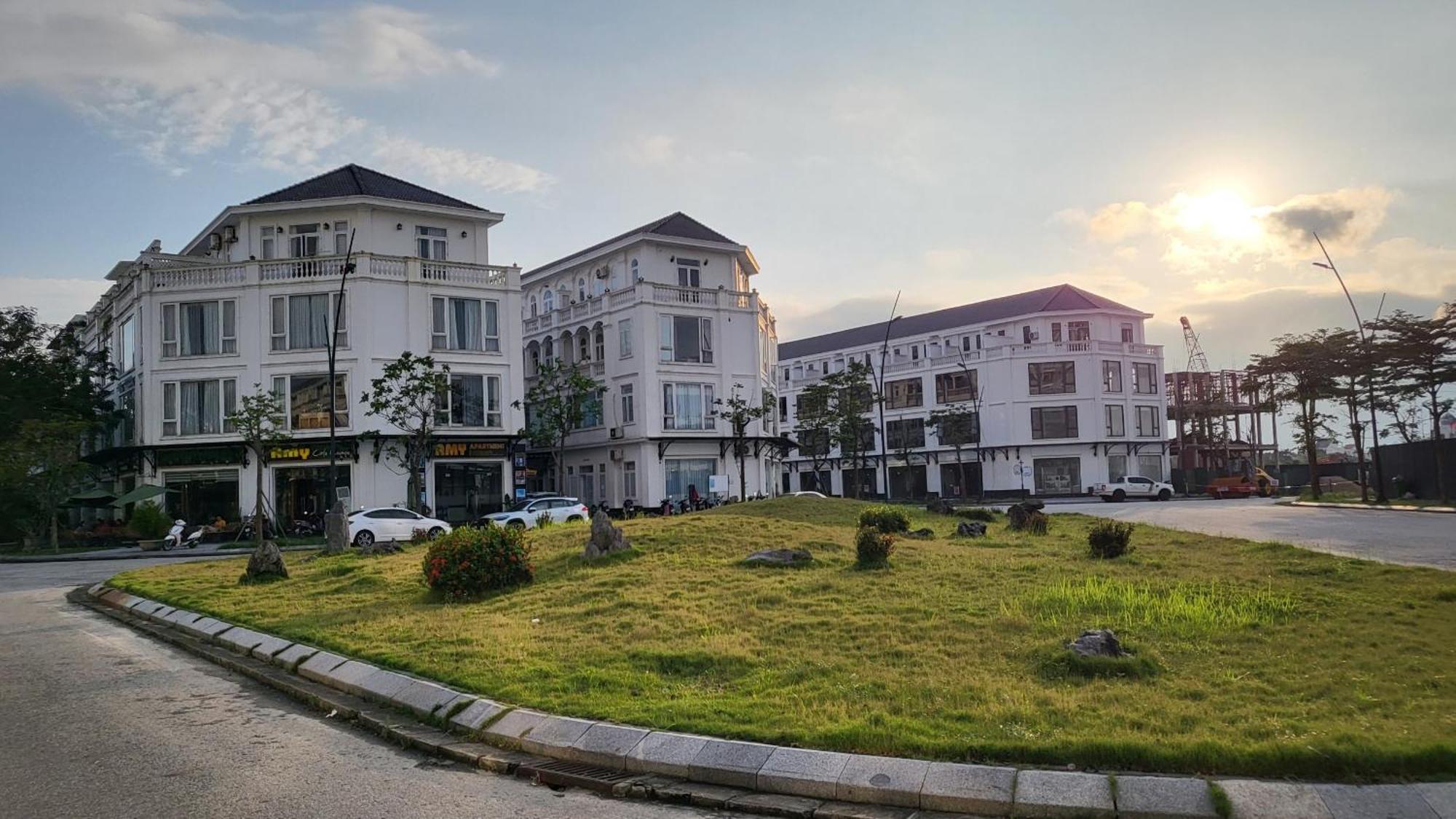 Amy Apartment 후에 외부 사진