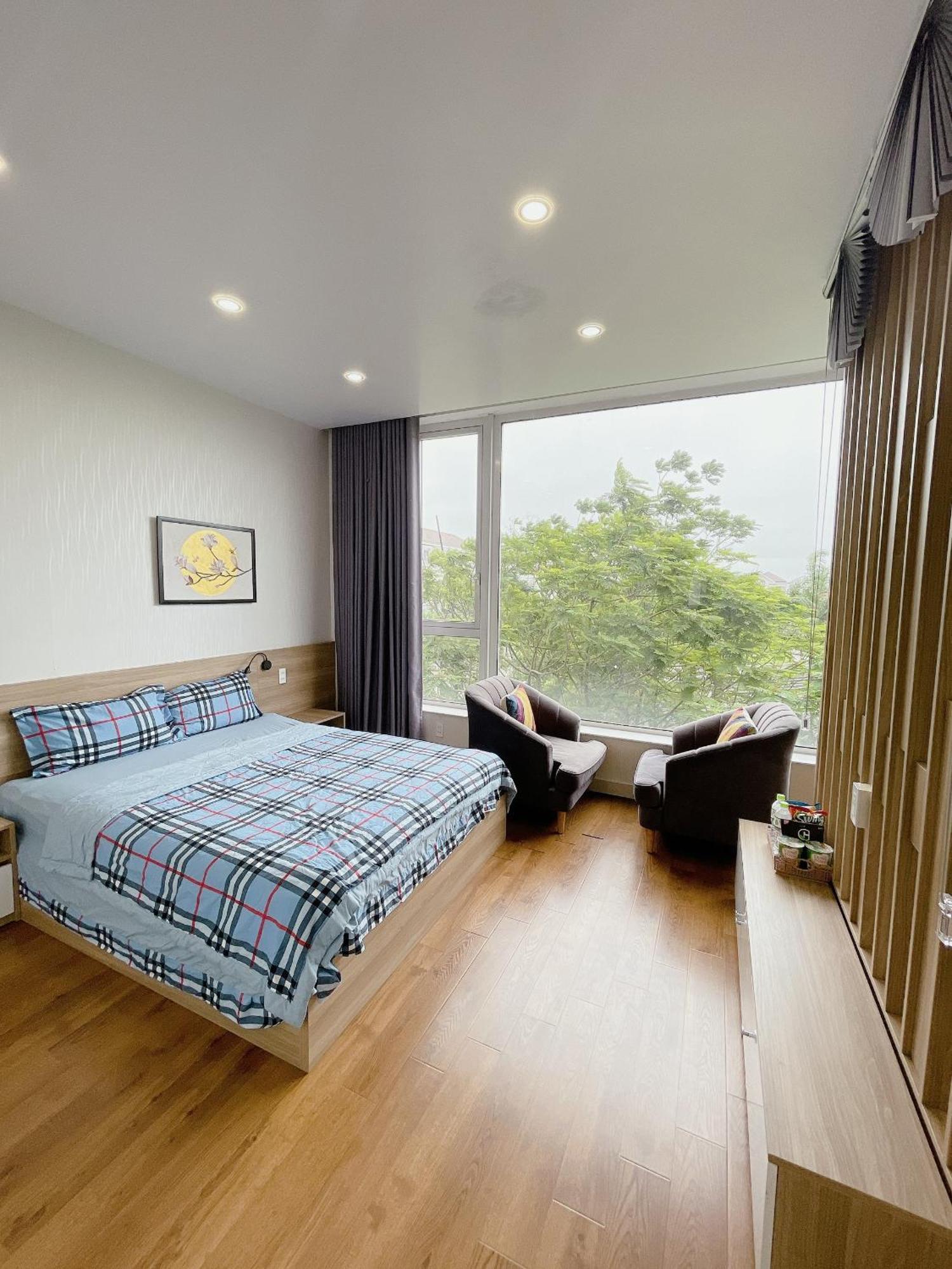 Amy Apartment 후에 외부 사진